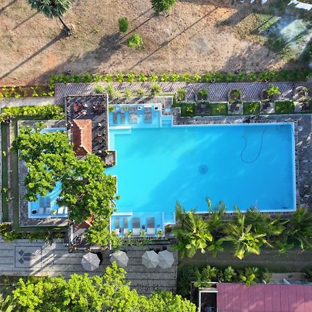 Lucky Beach Resort Тринкомали Экстерьер фото